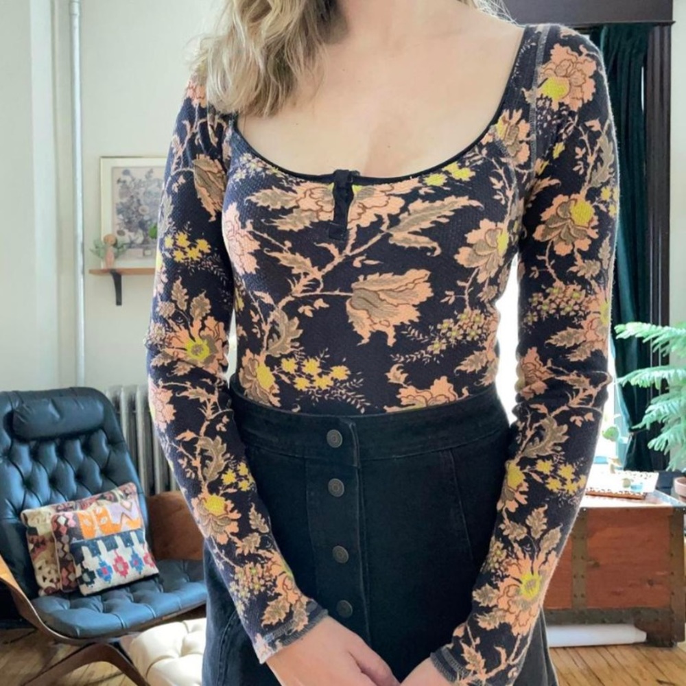 Floral free people thermal henley M and xs
